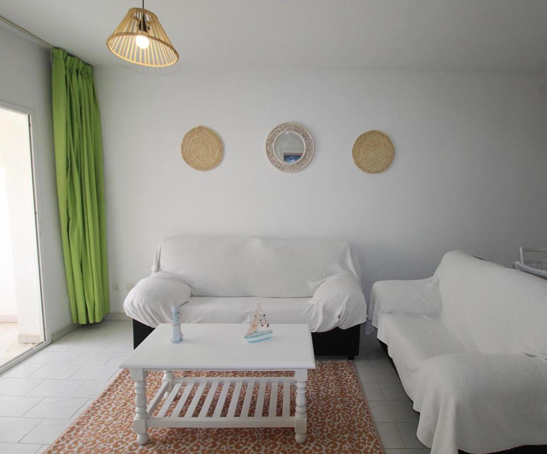 Carihuela Beach Apartment, 2Nd Line ตอร์เรโมลิโนส ภายนอก รูปภาพ