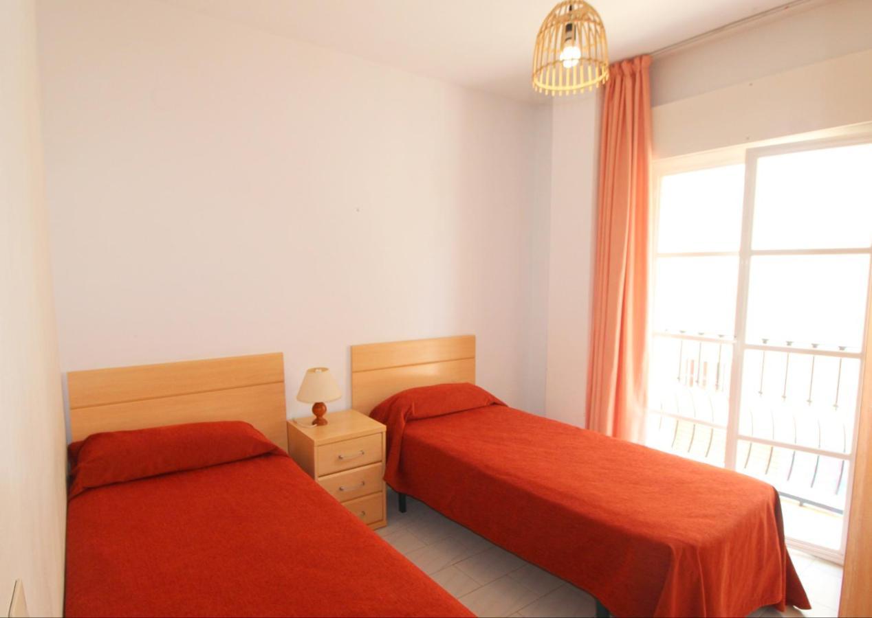 Carihuela Beach Apartment, 2Nd Line ตอร์เรโมลิโนส ภายนอก รูปภาพ