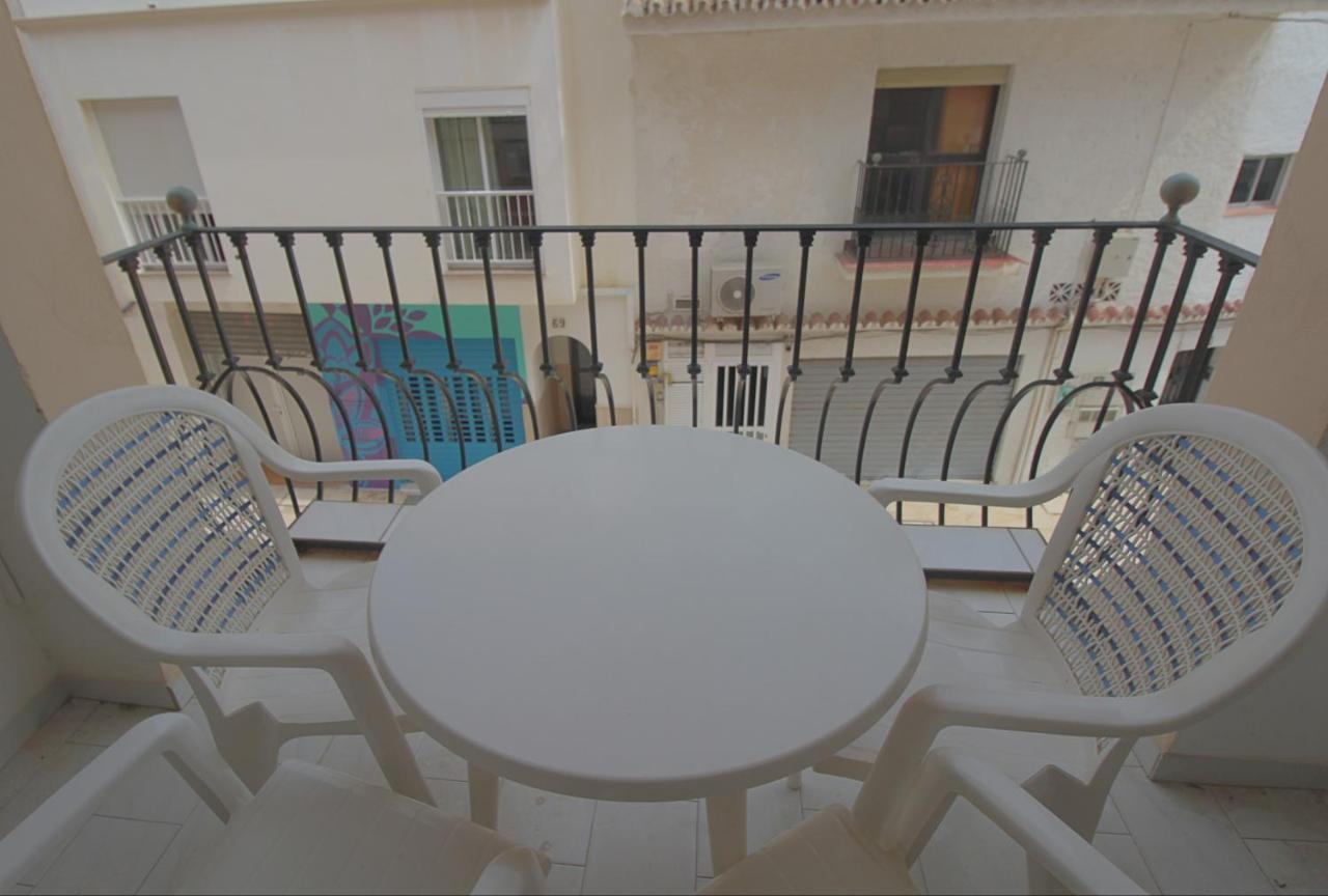 Carihuela Beach Apartment, 2Nd Line ตอร์เรโมลิโนส ภายนอก รูปภาพ